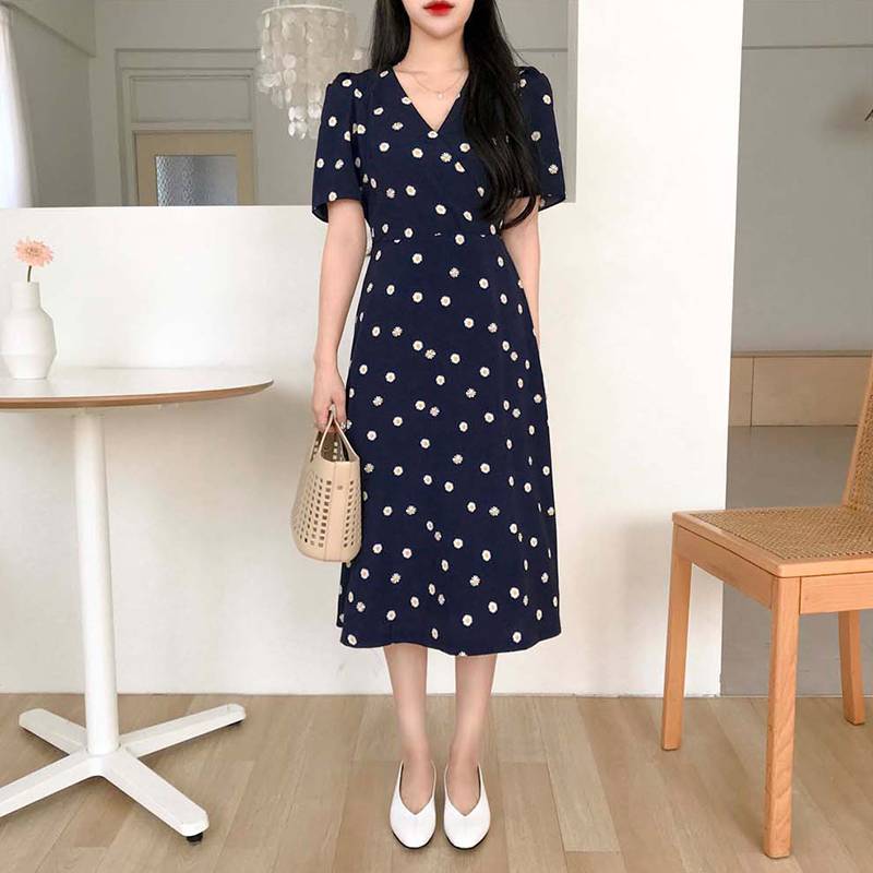Daisy midi dress clearance